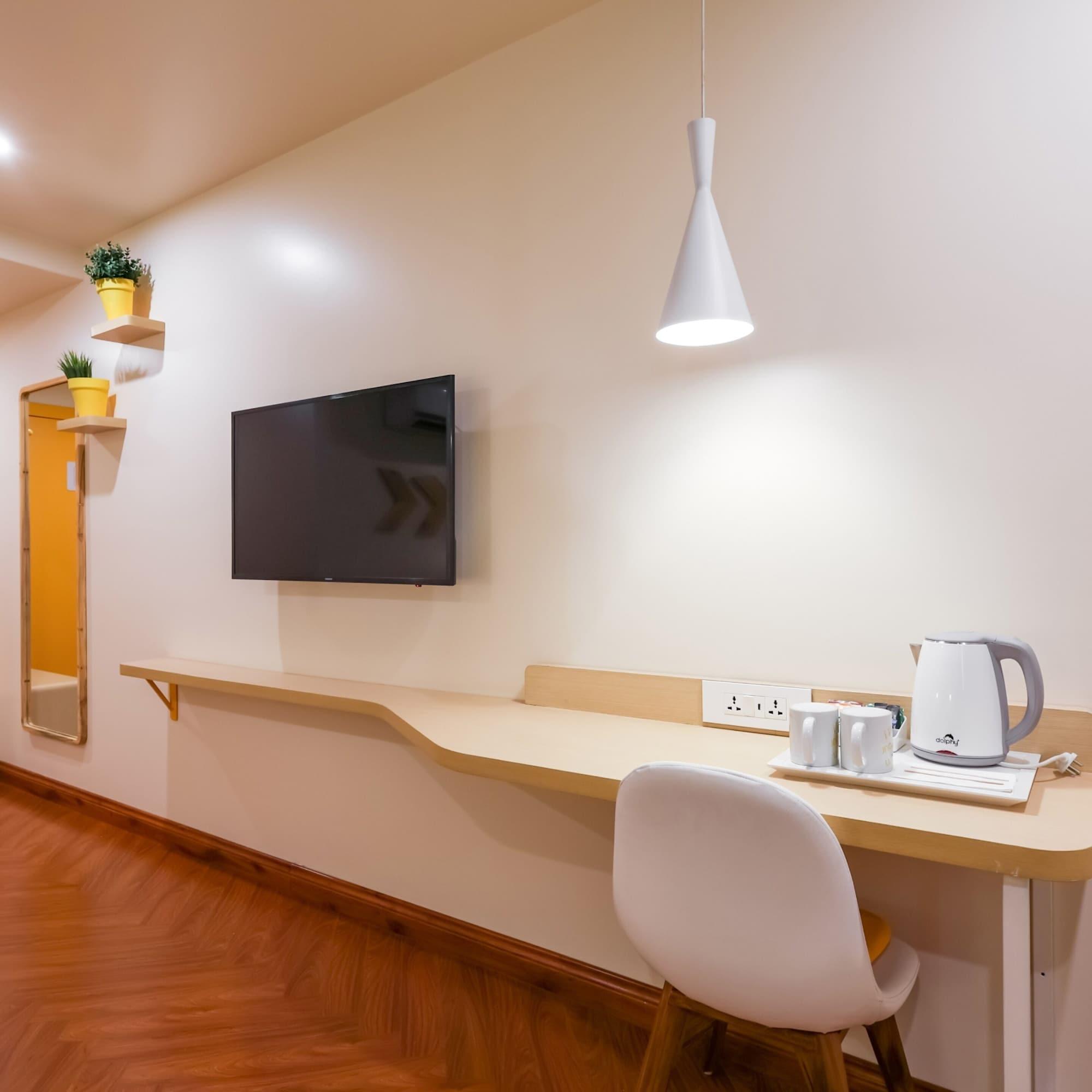 Bloom Hotel - Golf Course Road, Sector 43 37/42