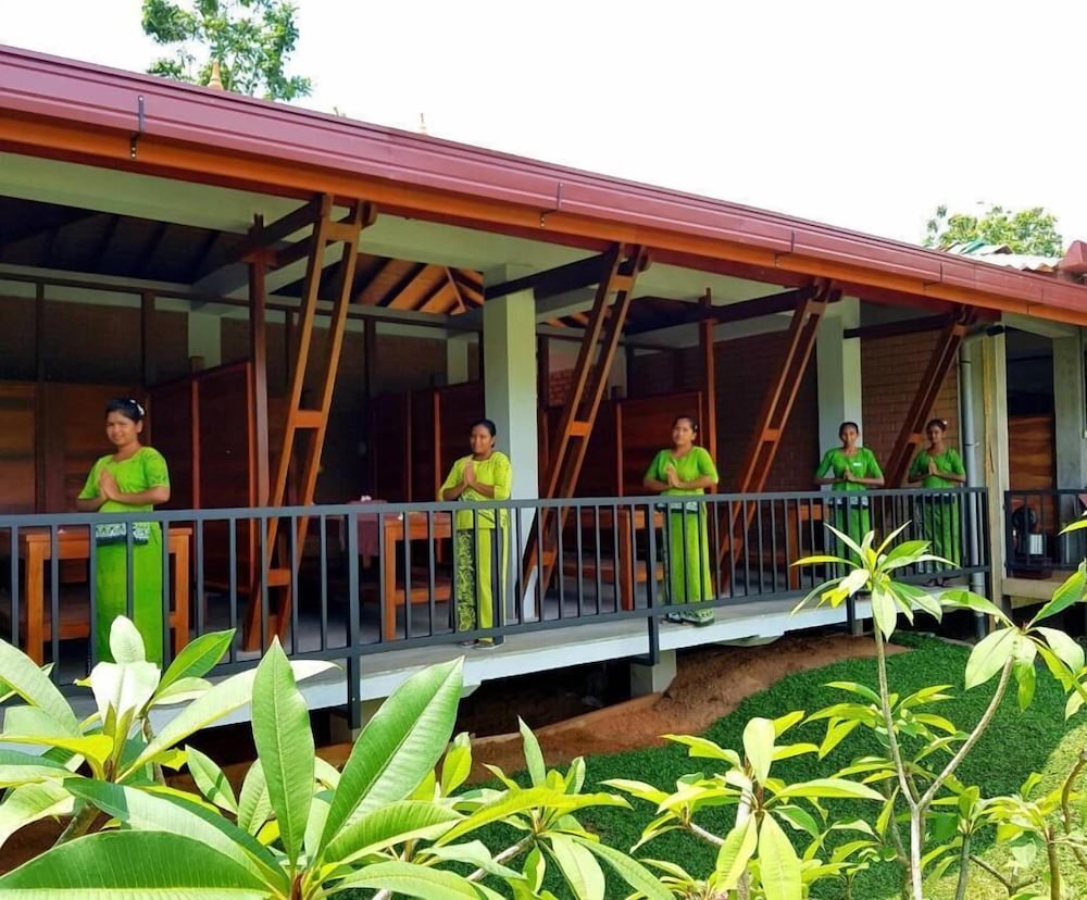 Karunakarala Ayurveda Spa & Resort 2/50