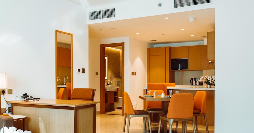 HE Hotel Apartments 32/50