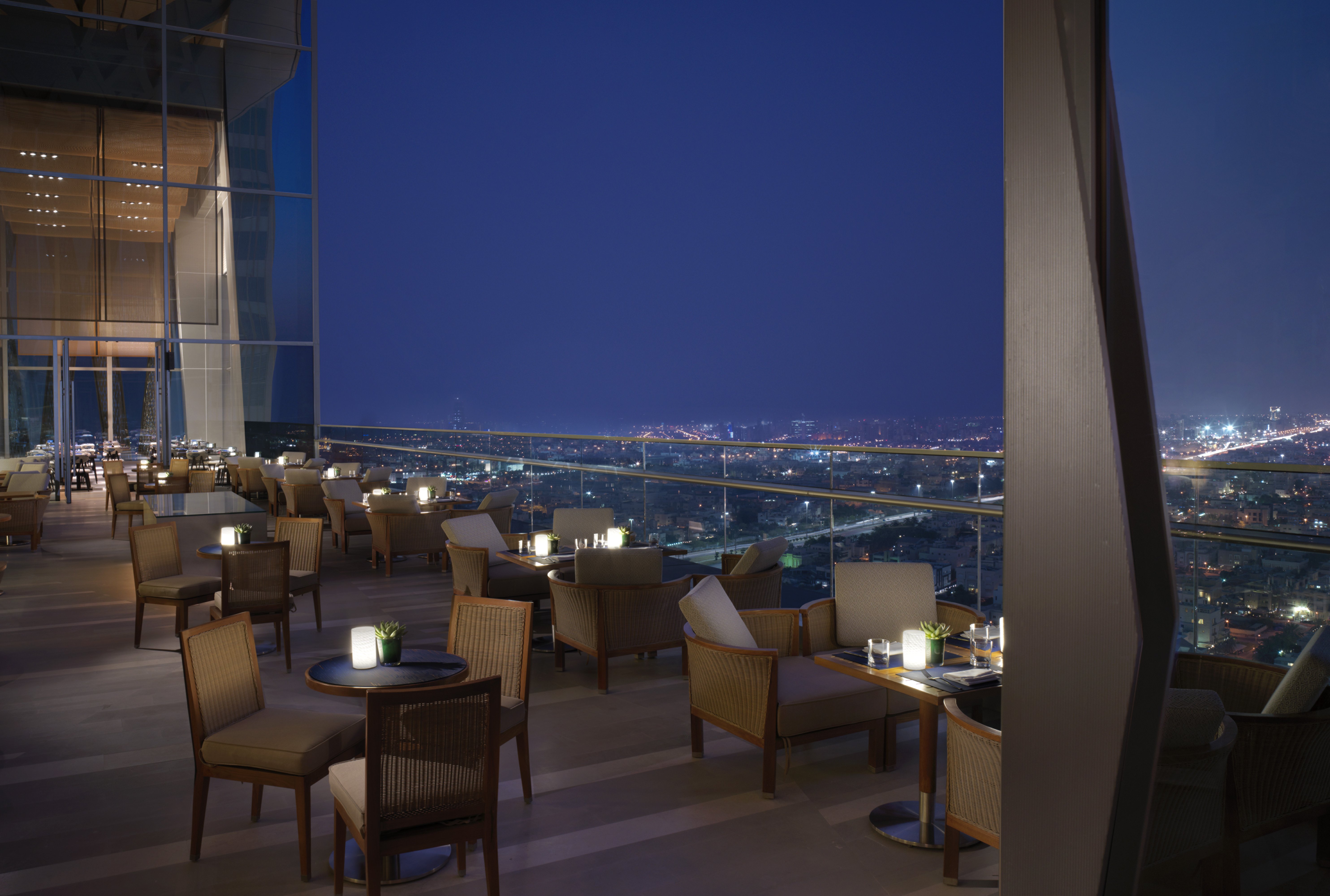 Four Seasons Hotel Kuwait at Burj Alshaya 62/78