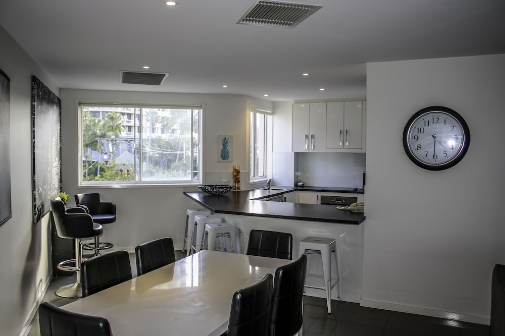 Surfers Beach Holiday Apartments 32/45