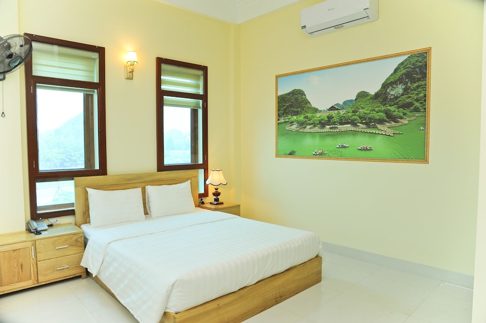 SUPERIOR, DOUBLE BED