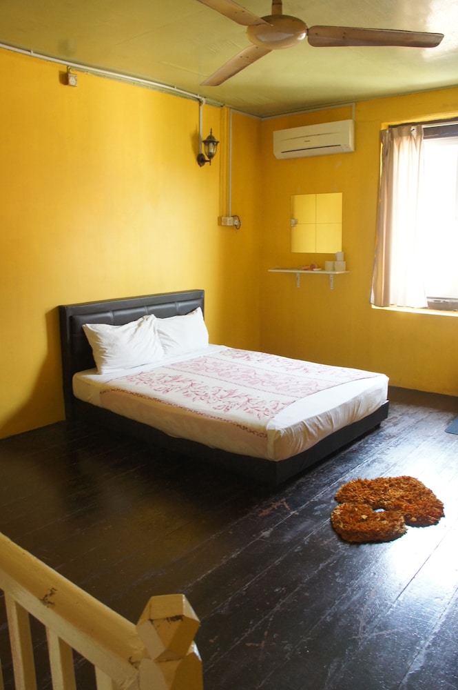 Mini Sayang Residence 8/17