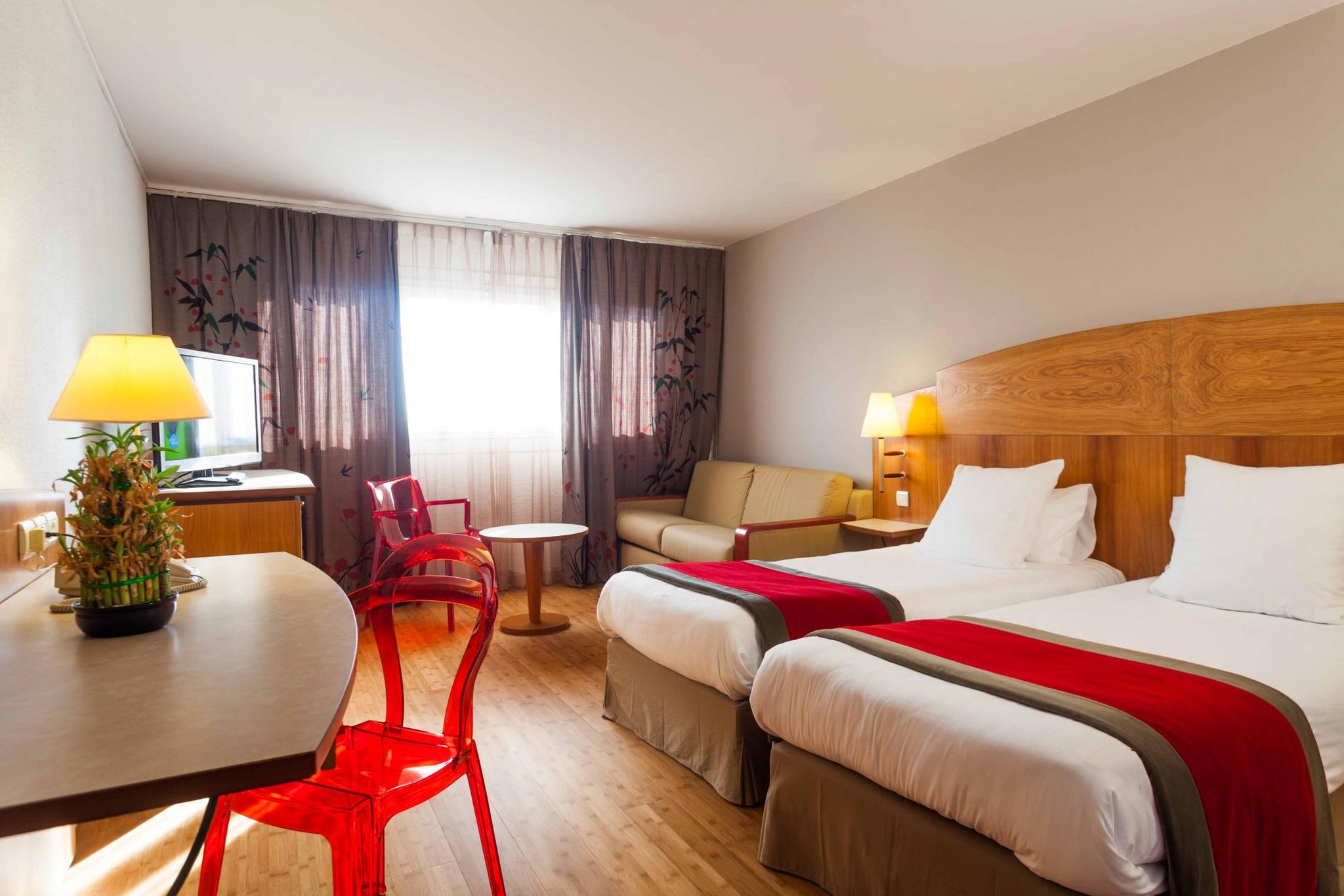C Suites 6/56