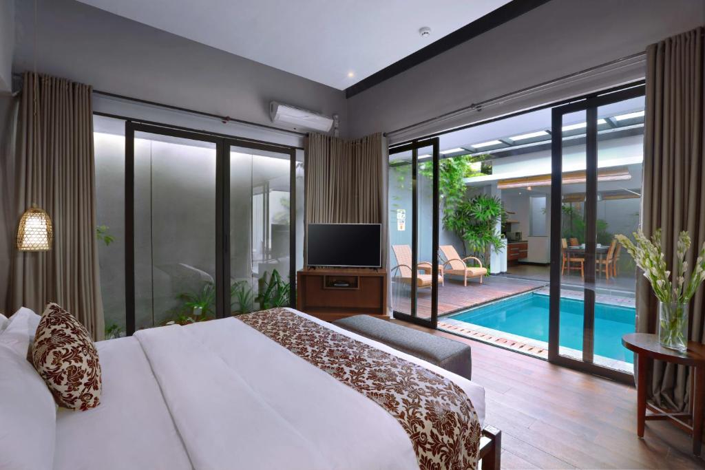 Signature Suite Villa.
