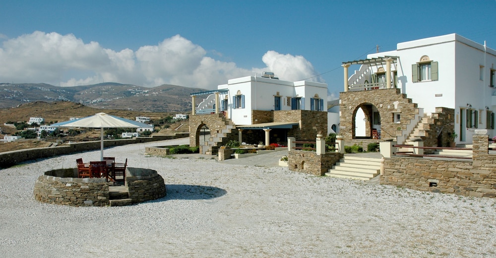 Tinos View 22/34