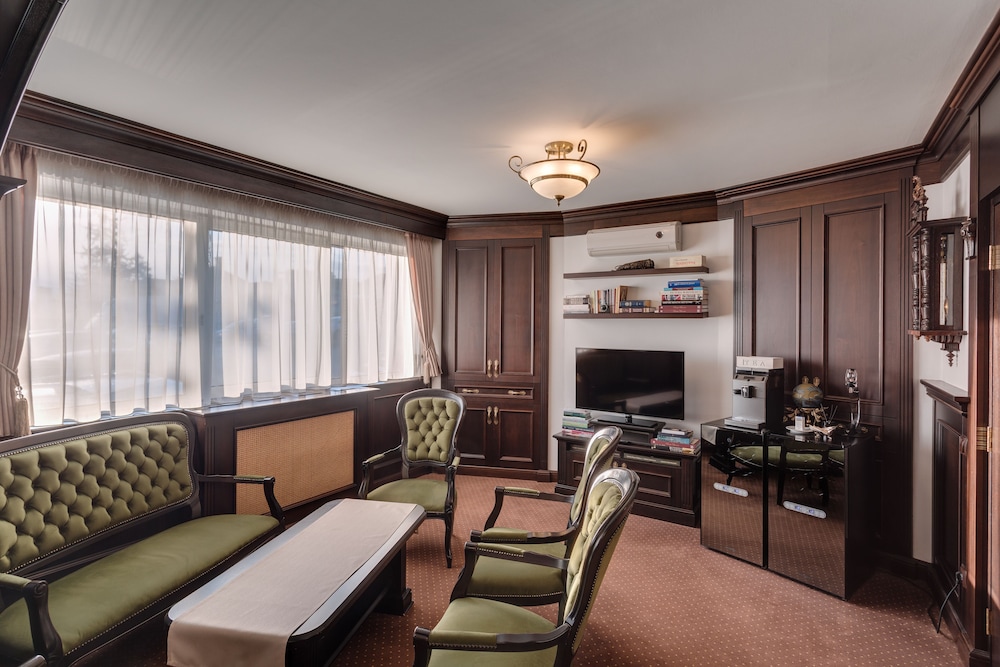 Hotel Meridian 30/50