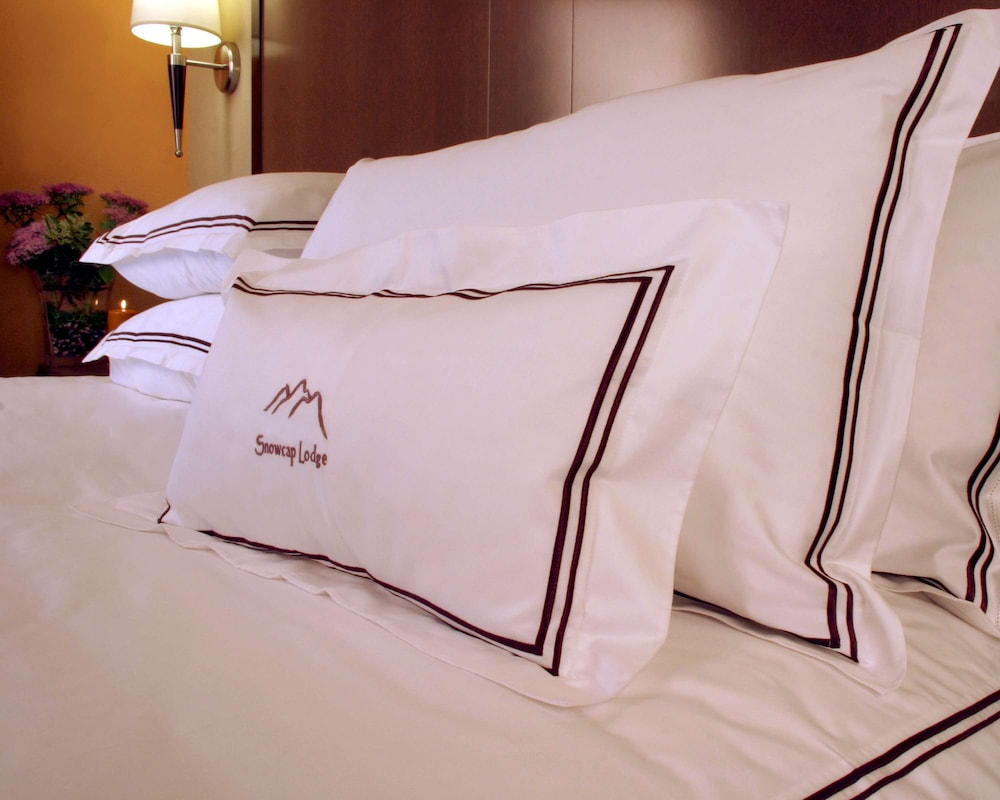 Best Western Snowcap Lodge 18/36