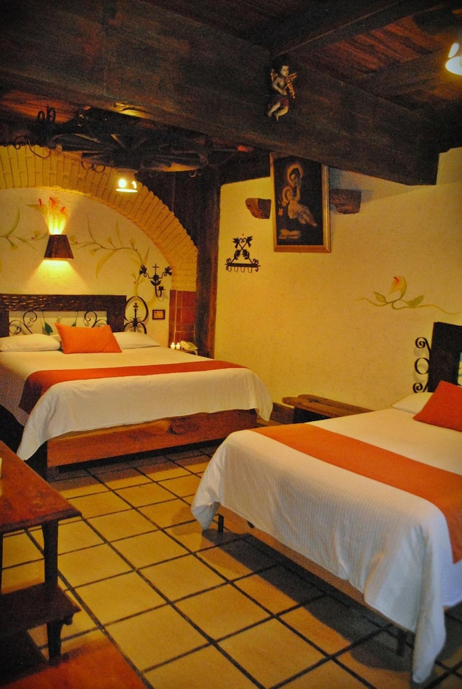 Hotel Azulejos 28/76