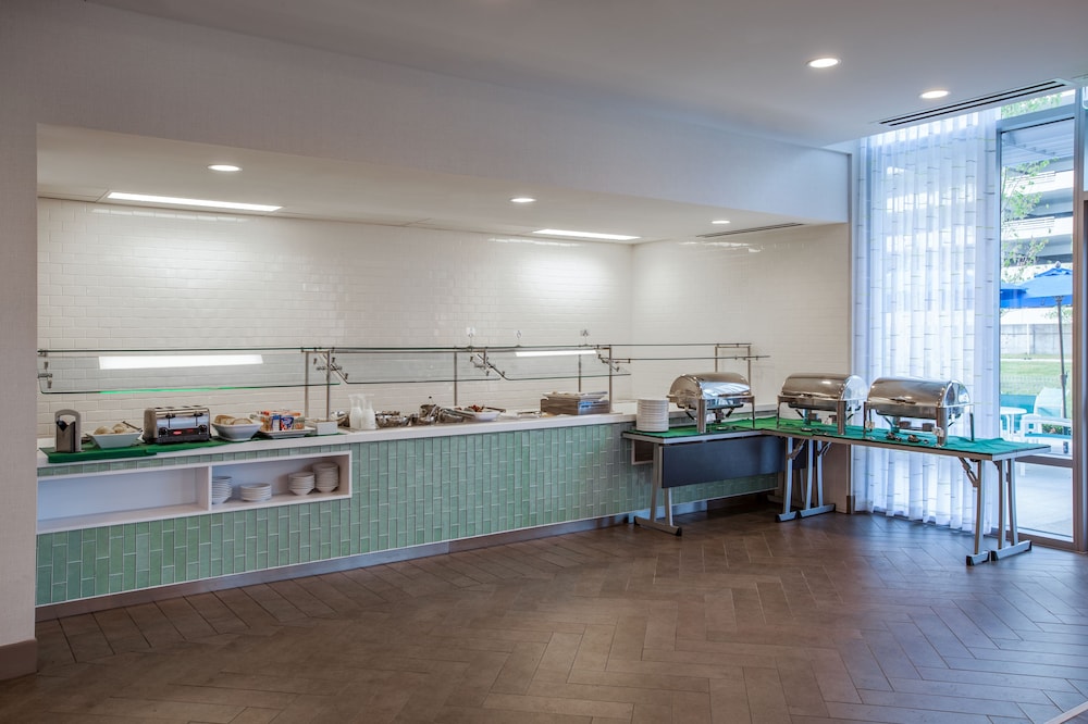 Holiday Inn Cleveland Clinic 53/64