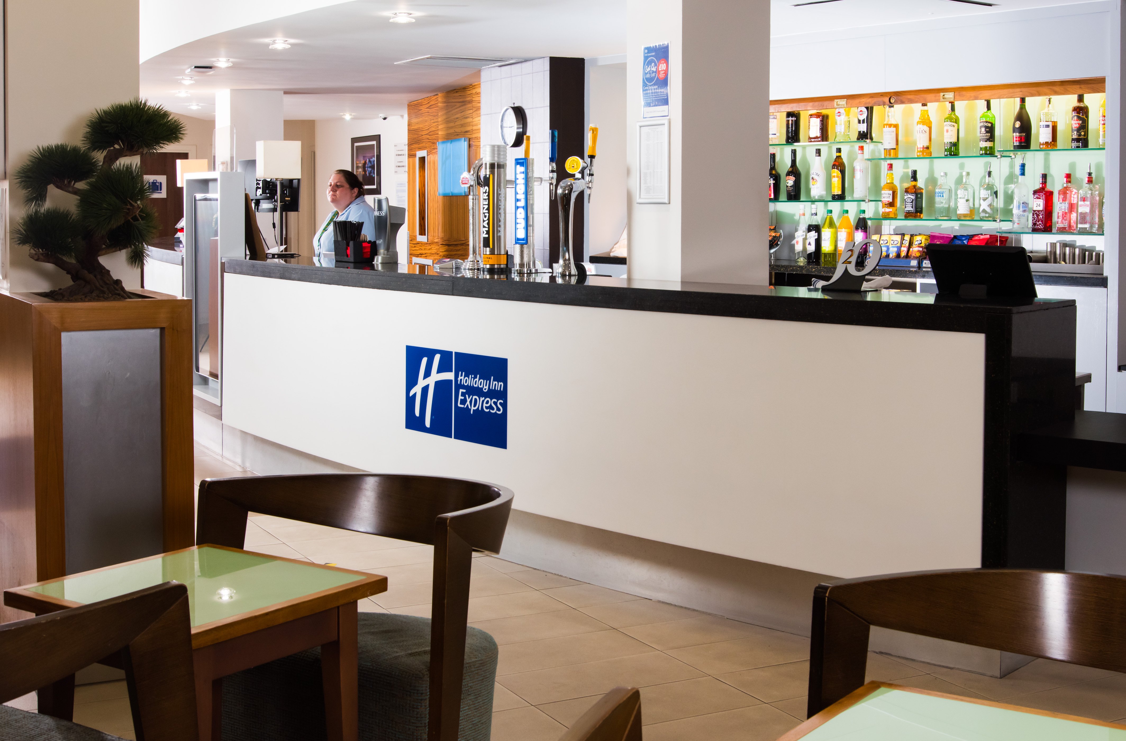 Holiday Inn Express Tamworth 19/58