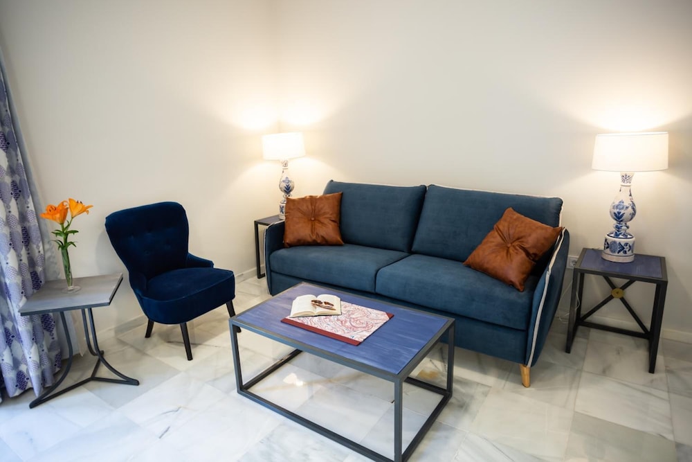 Plazuela del Carbon Suites 36/57