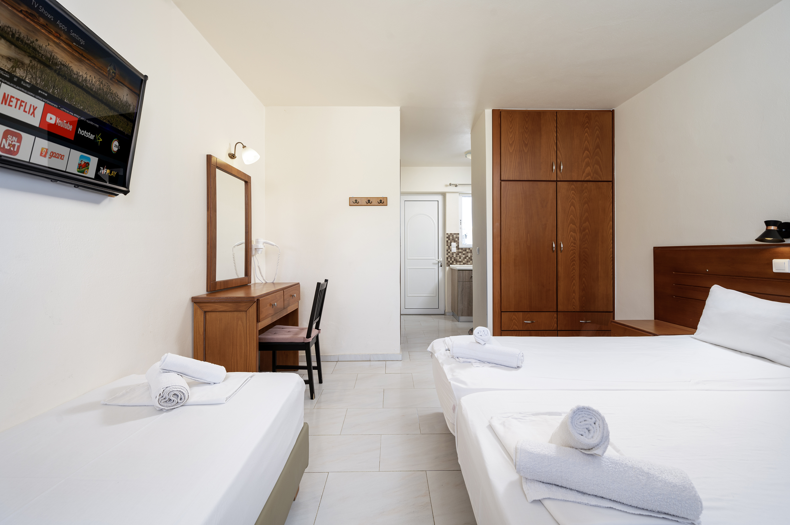Mammis Beach Hotel 23/63