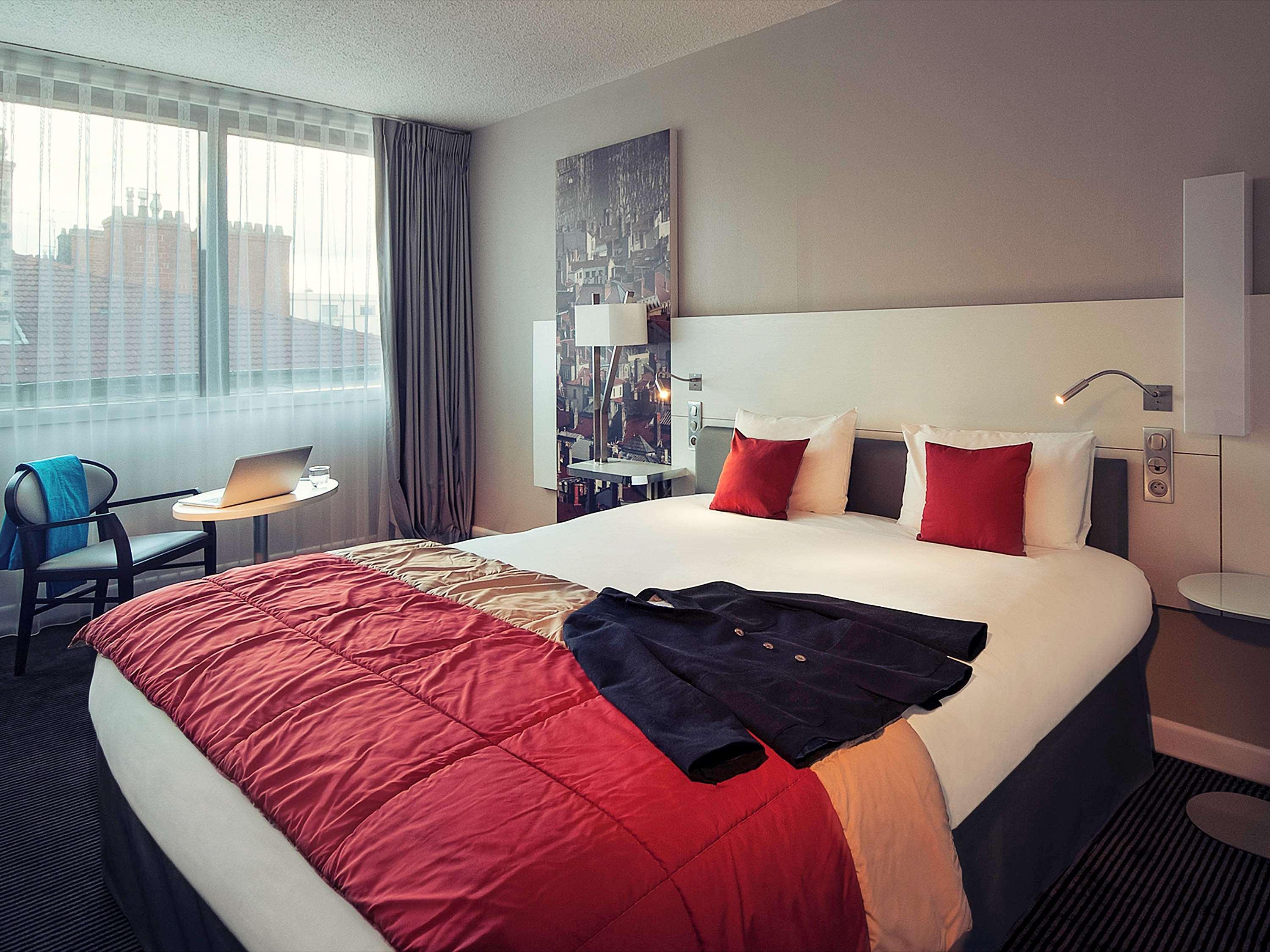 STANDARD, KING BED