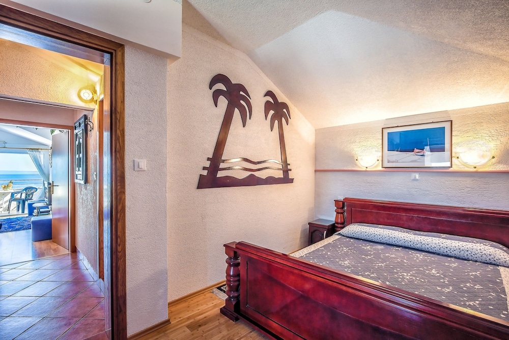 Villa Roses Apartments & Wellness 9/50