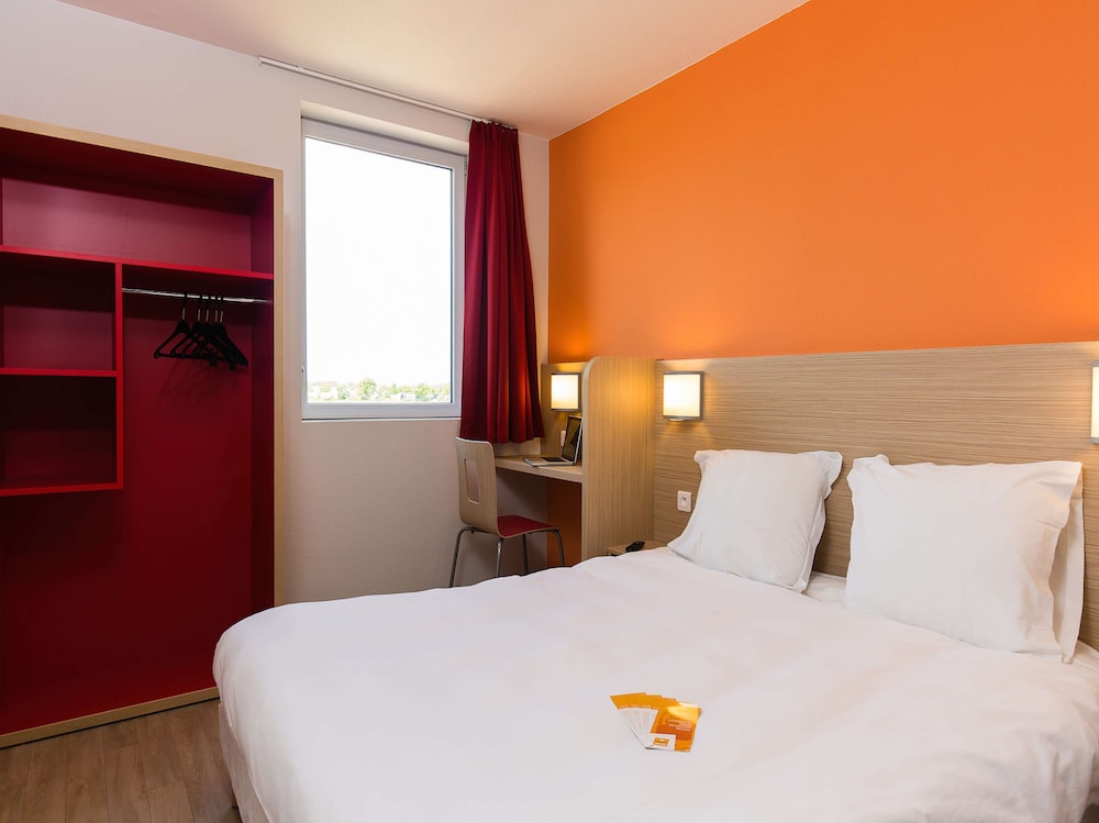 Hotel Premiere Classe Chartres Barjouville 17/50