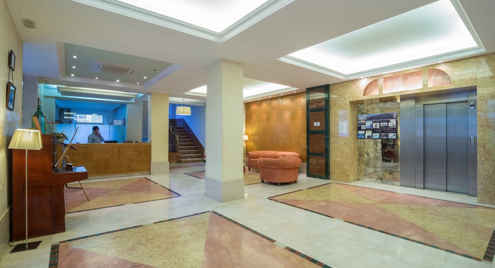 HOTEL ANDALUCIA 5/24