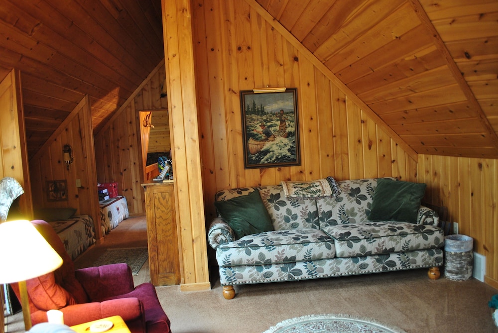 Horton Creek Inn Bed and Breakfast 23/66