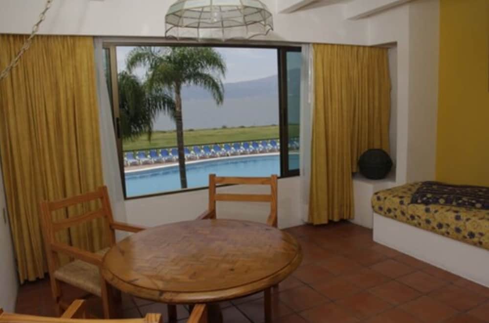 HOTEL REAL DE CHAPALA 24/42