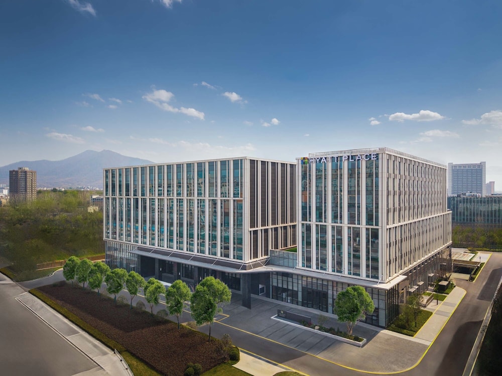 Hyatt Place Nanjing Xuanwu 1/32