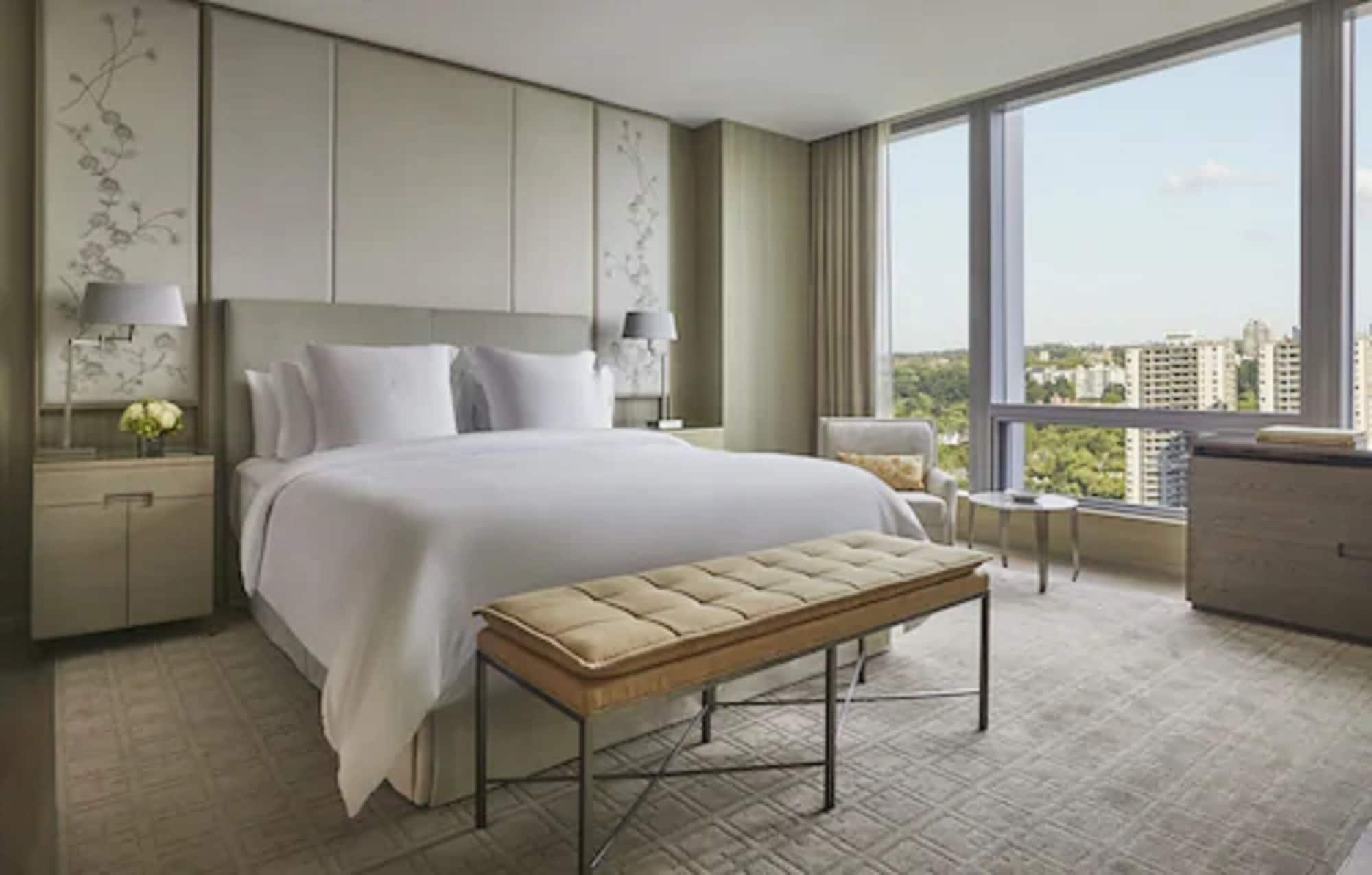 YORKVILLE, SUITE