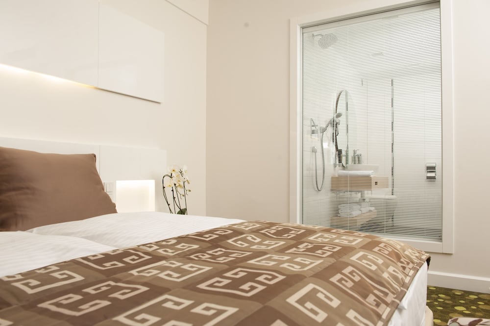 Hotel Bayer S 26/64