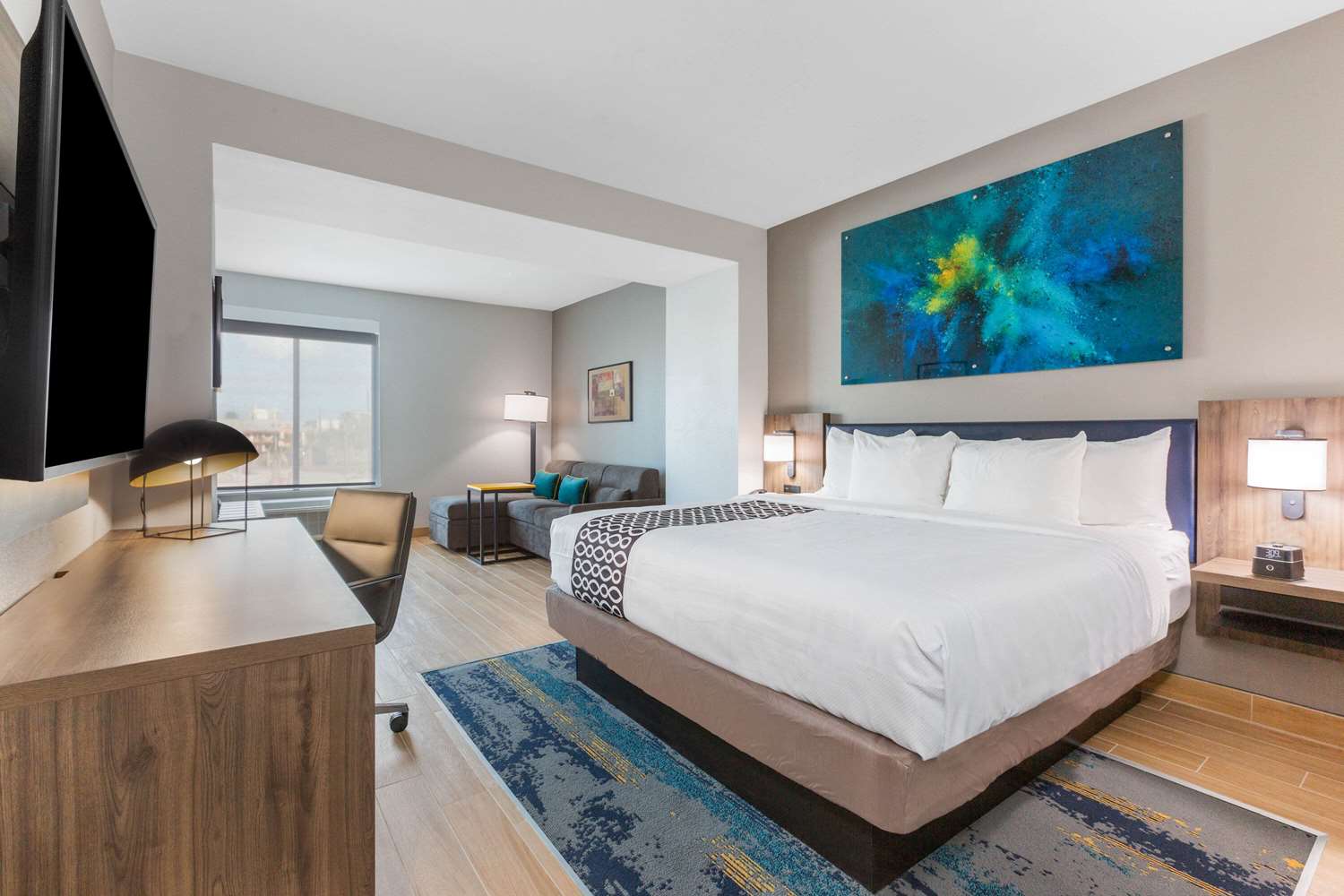 La Quinta Inn & Suites by Wyndham Galveston West Seawall 9/48