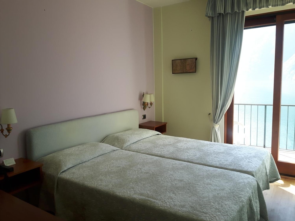 Hotel Stella D Italia 6/25
