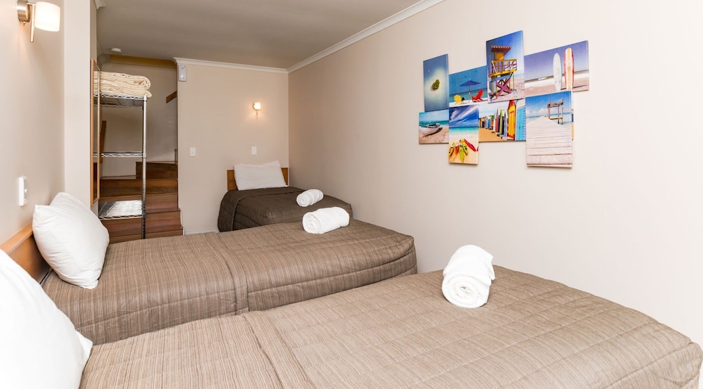 Bay of Islands Holiday Apartments 15/50