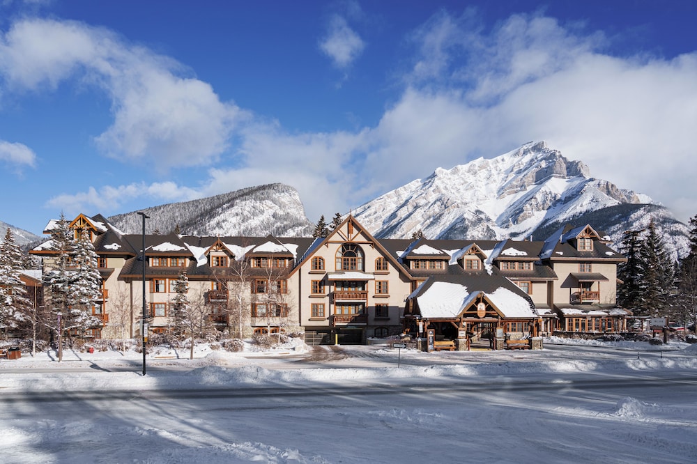 Banff Caribou Lodge & Spa 66/69