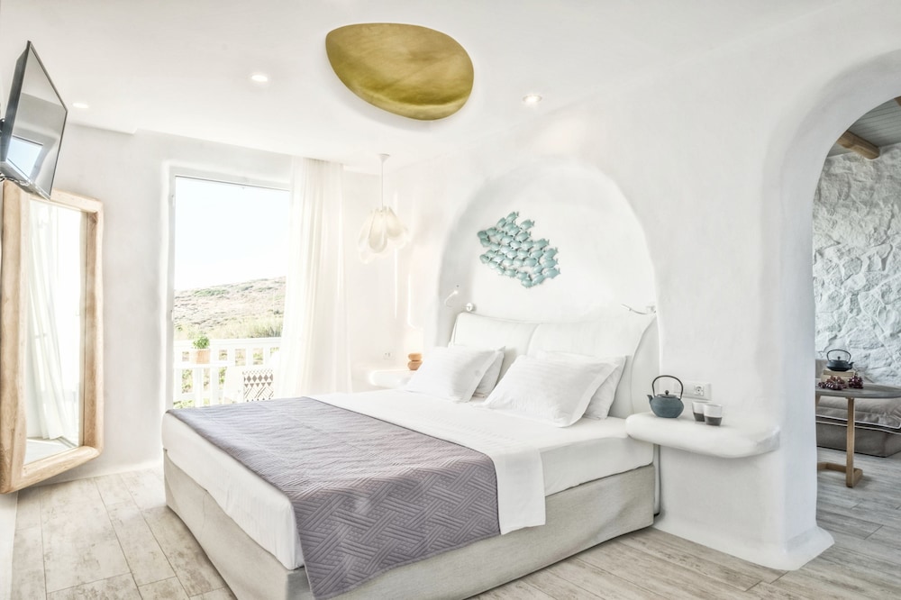 Suite, Sea View