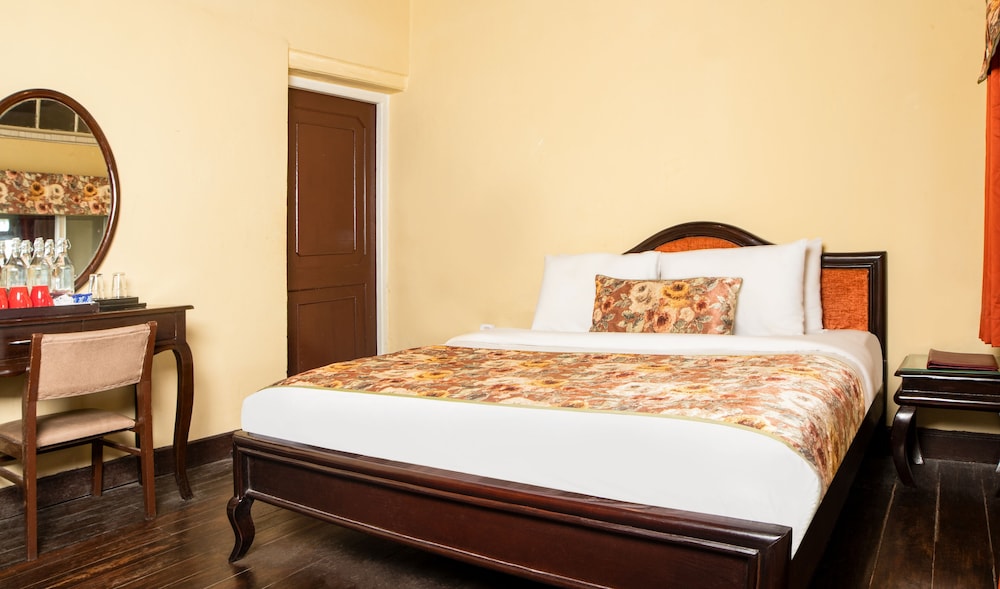 Summit Swiss Heritage Hotel 32/72