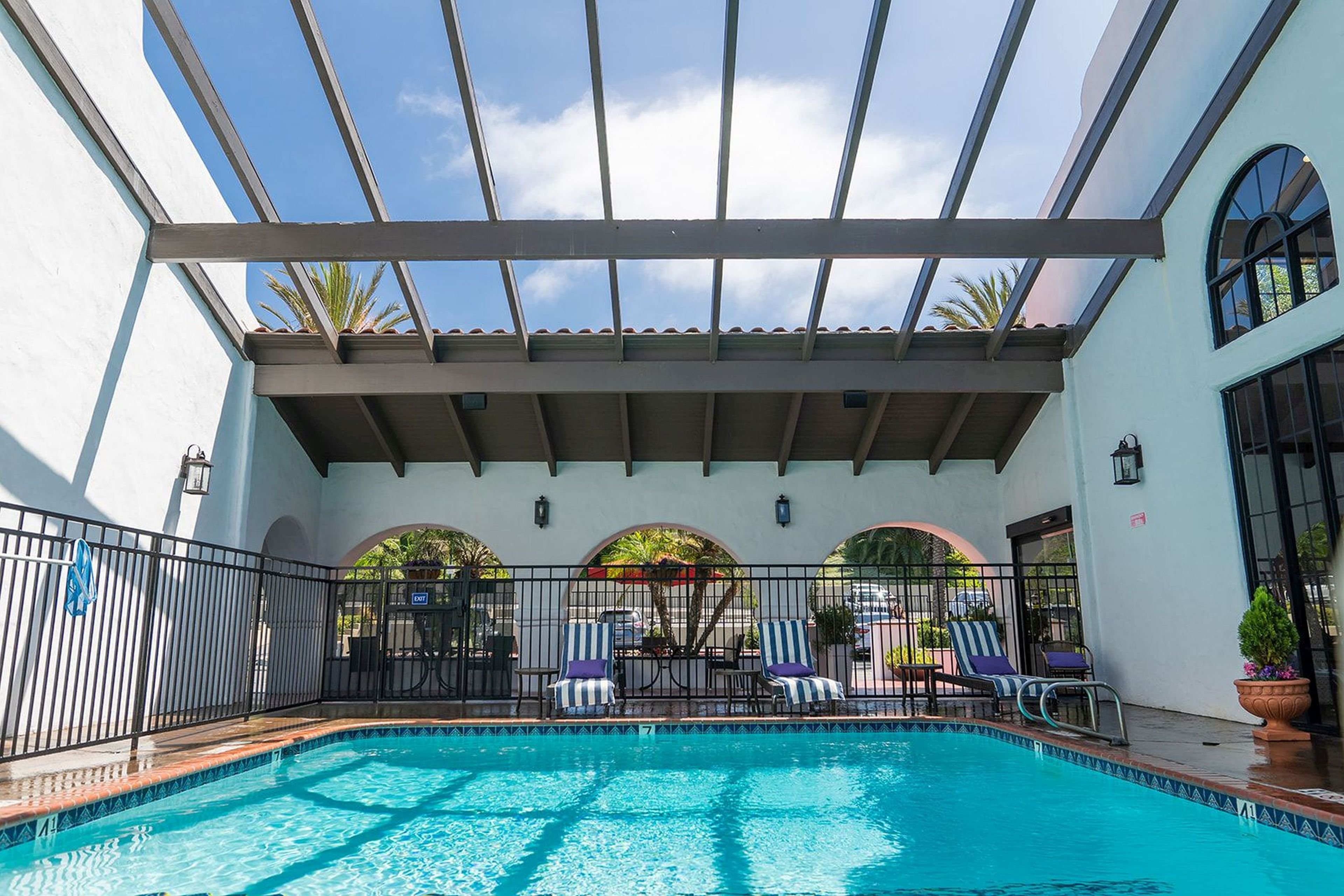 Holiday Inn Express San Clemente N – Beach Area 8/60