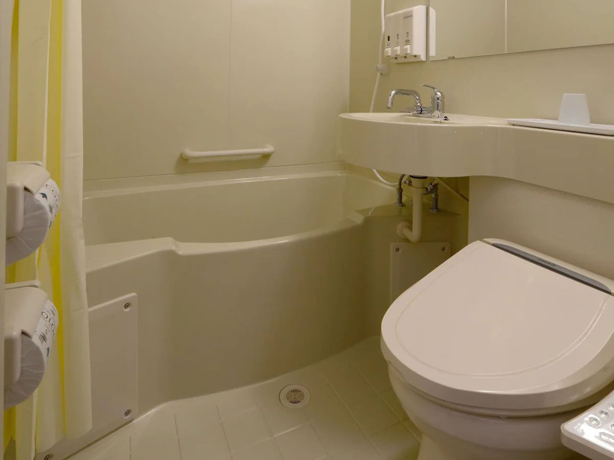 غرفة قياسية مفردة بسرير مزدوج للمدخنين، Toyoko Inn Soka Eki Nishi Guchi 6/6