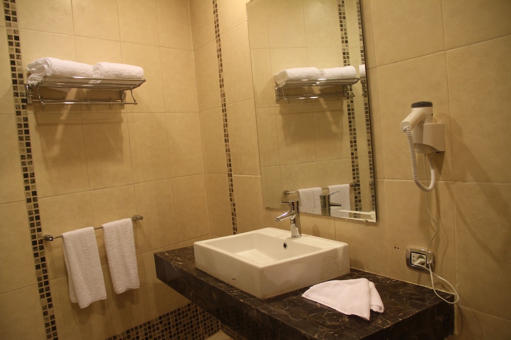 Beach Safari Nubian Resort 50/50