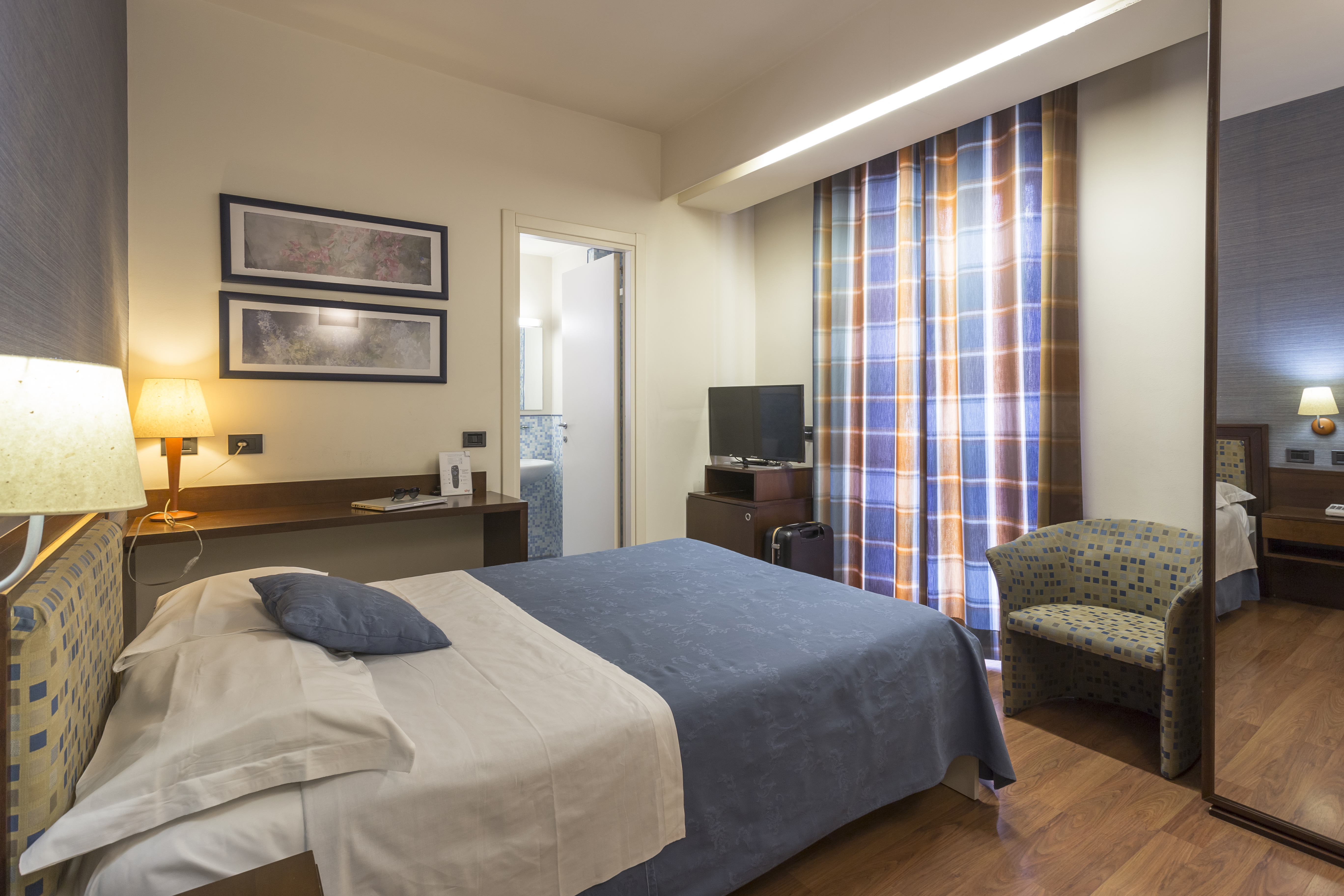 Room, Single