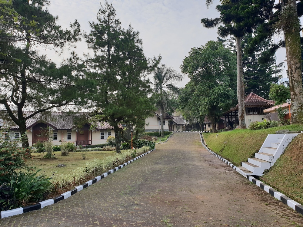 Cisarua Indah Cottage 36/42