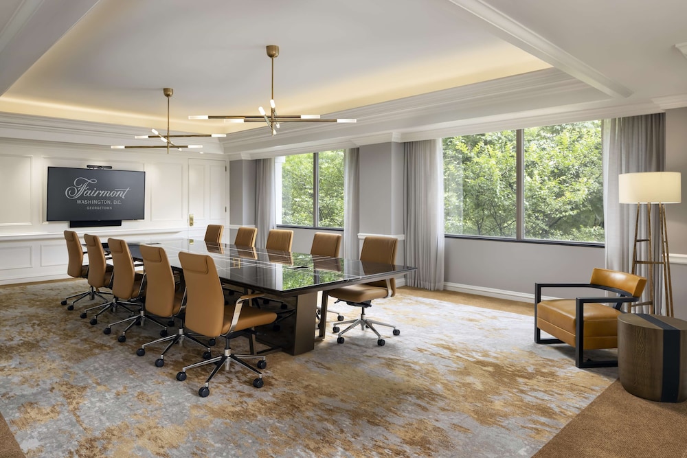Fairmont Washington D.C. Georgetown 63/72
