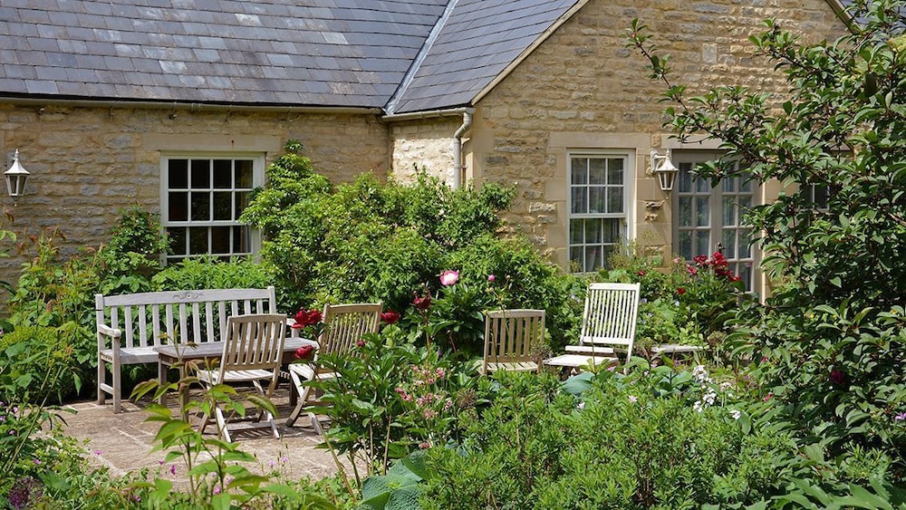 Weir Cottage 23/31