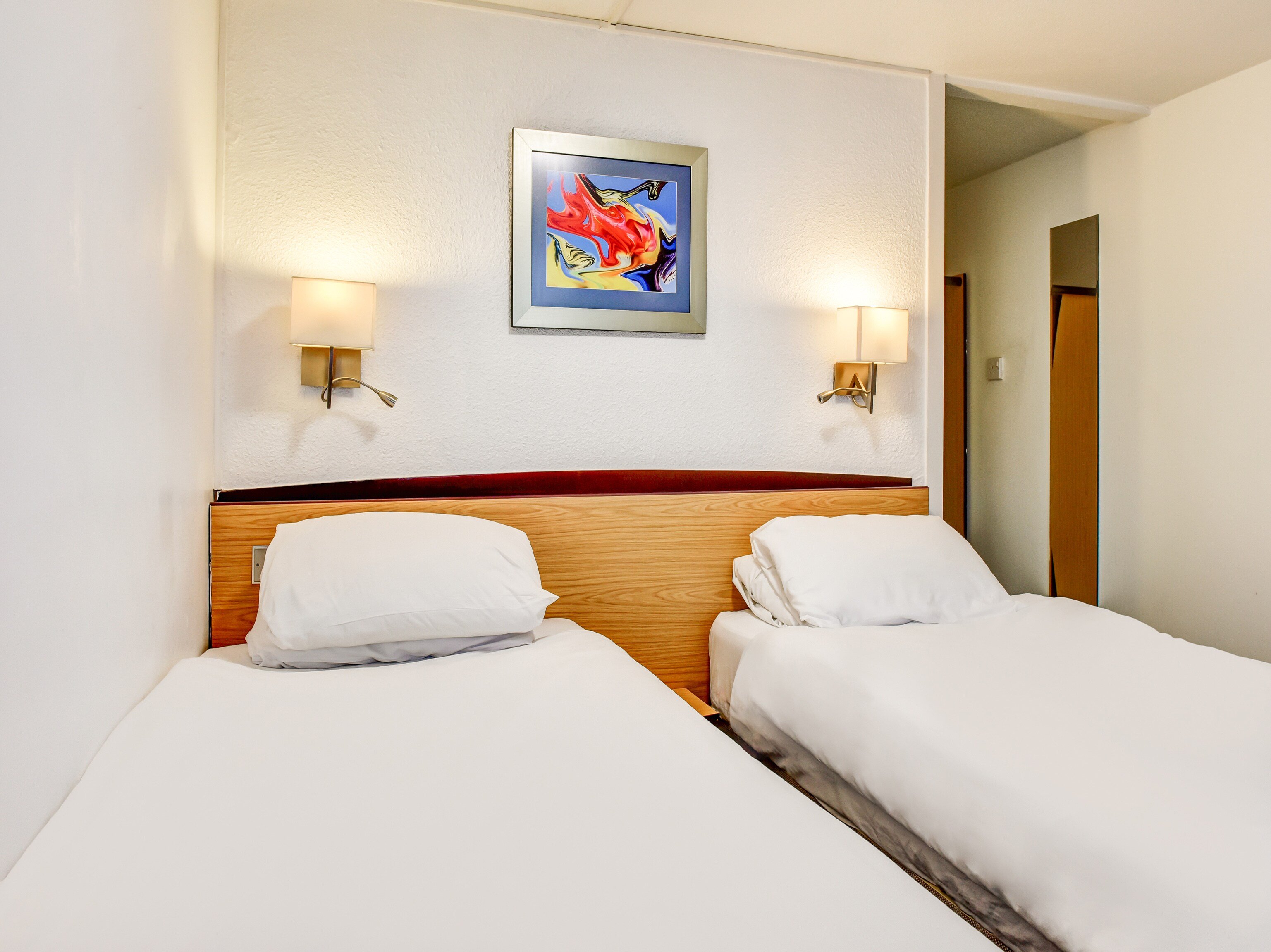Room at OYO The Hotel Rafiya, Redditch, REDDITCH