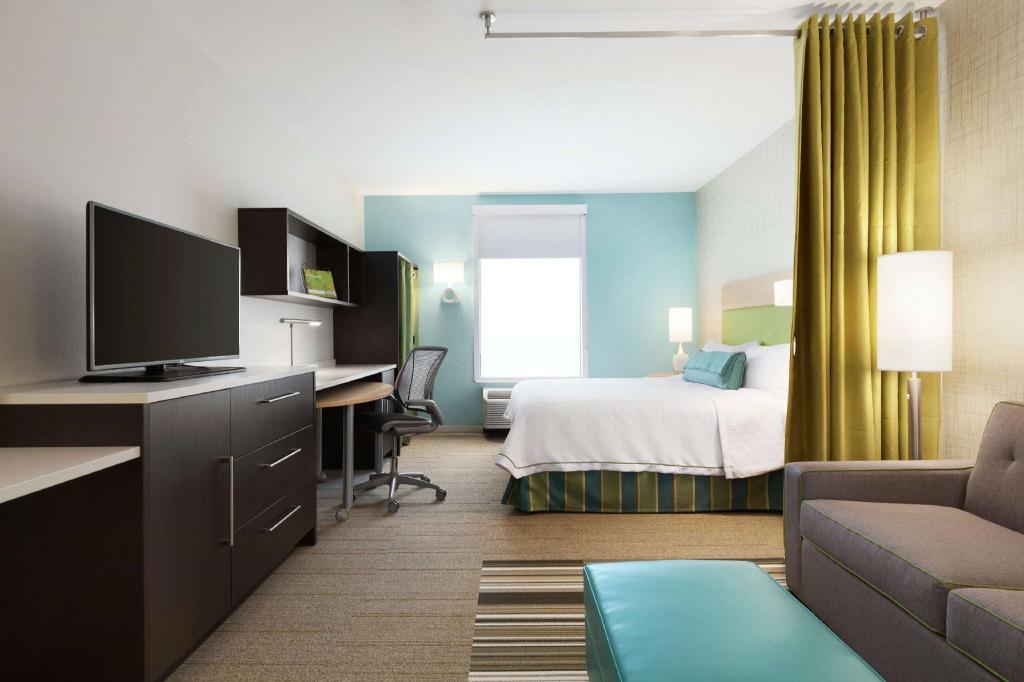 STUDIO, SUITE, KING BED, ACCESSIBLE