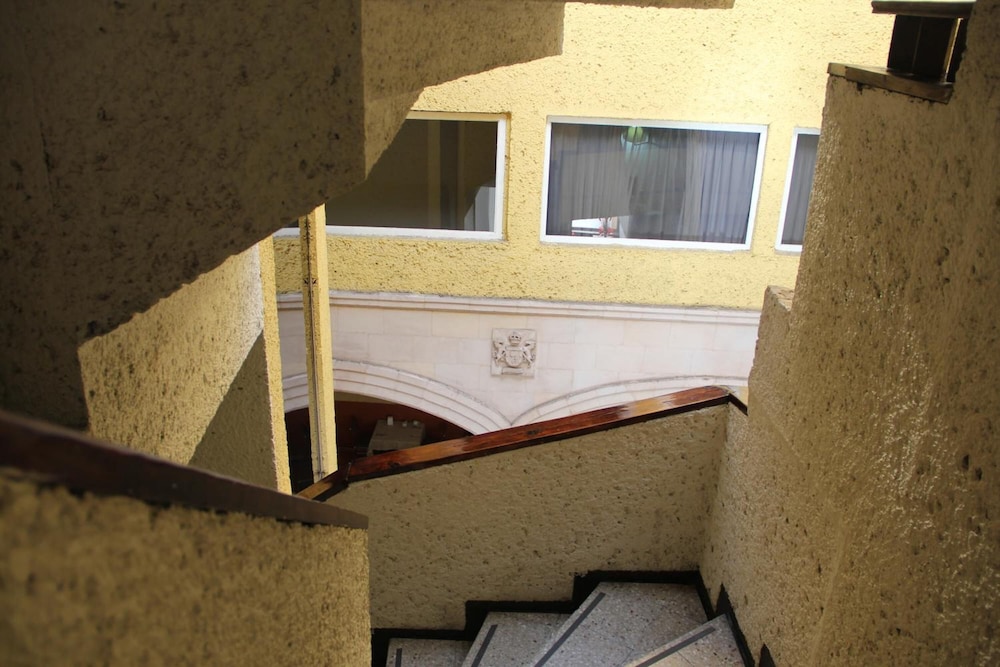 Hotel Maria Benita 47/50