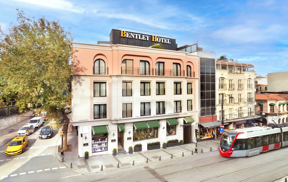 Bentley Hotel Old City 10/67