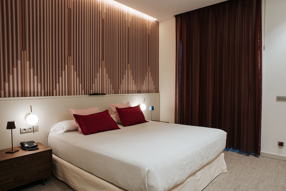 Hotel Neptuno Playa & Spa 15/50