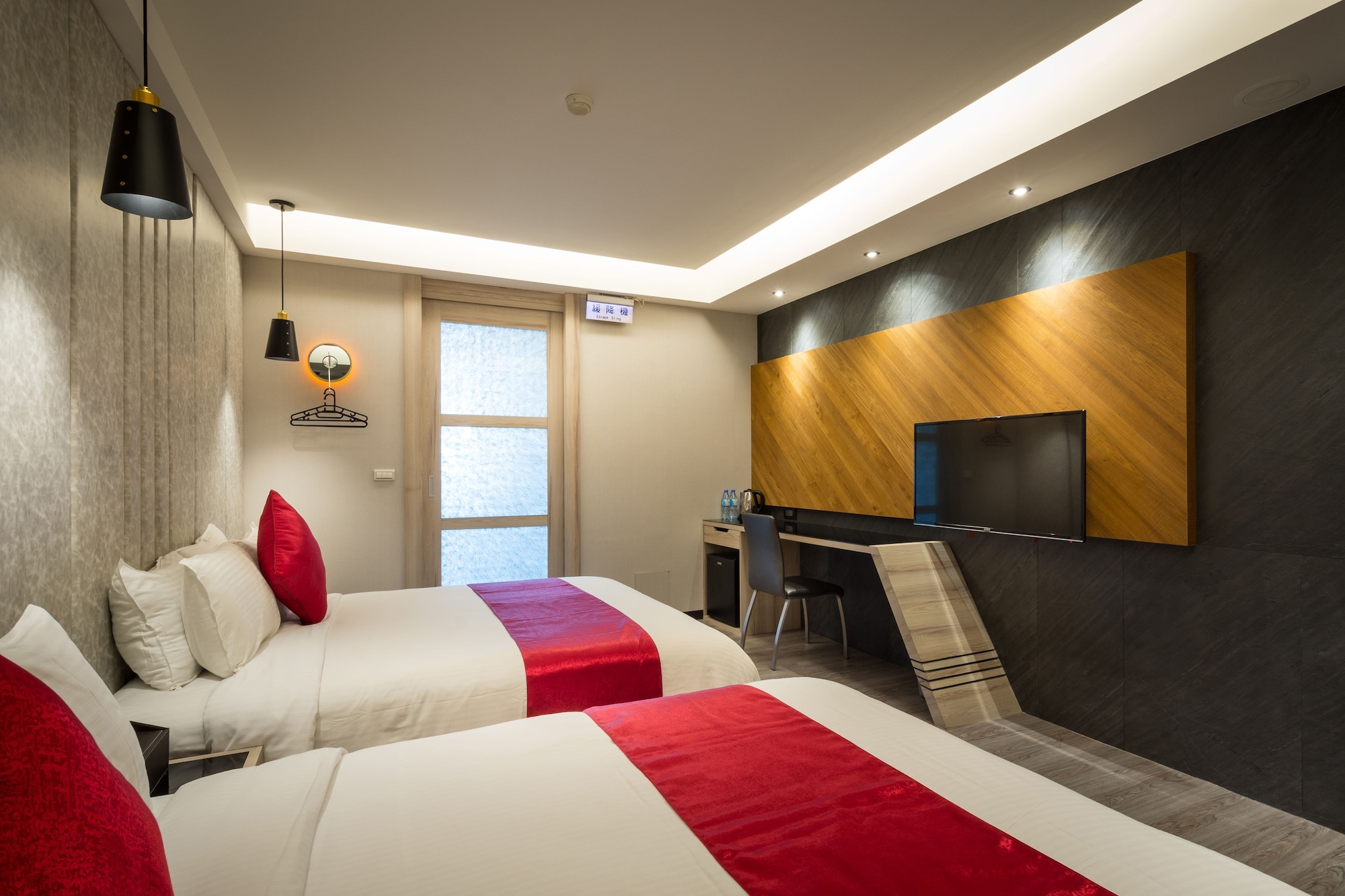 FAMILY, QUADRUPLE, 2 DOUBLE BEDS