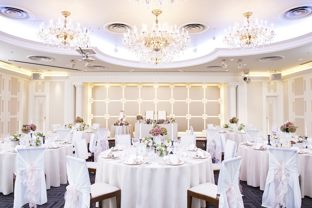 Shin-Yokohama Grace Hotel 61/66