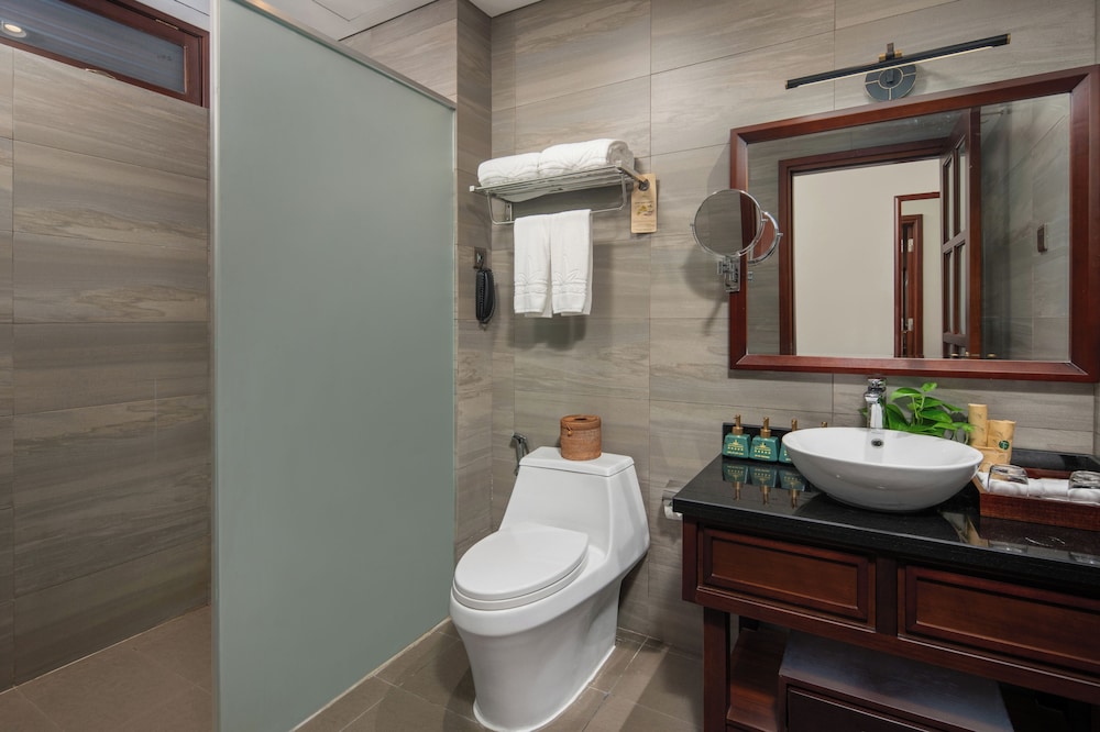 Silk Sense Hoi An River Resort 88/88