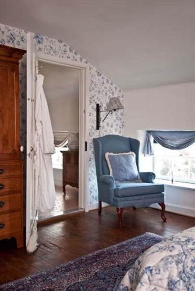 The Wayside Inn Bed Breakfast 28/50