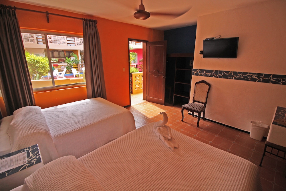Hotel Mary Carmen 23/72