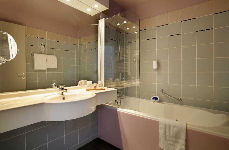 Hotel du Golf de lAilette, The Originals Relais (Qualys-Hotel) 47/50